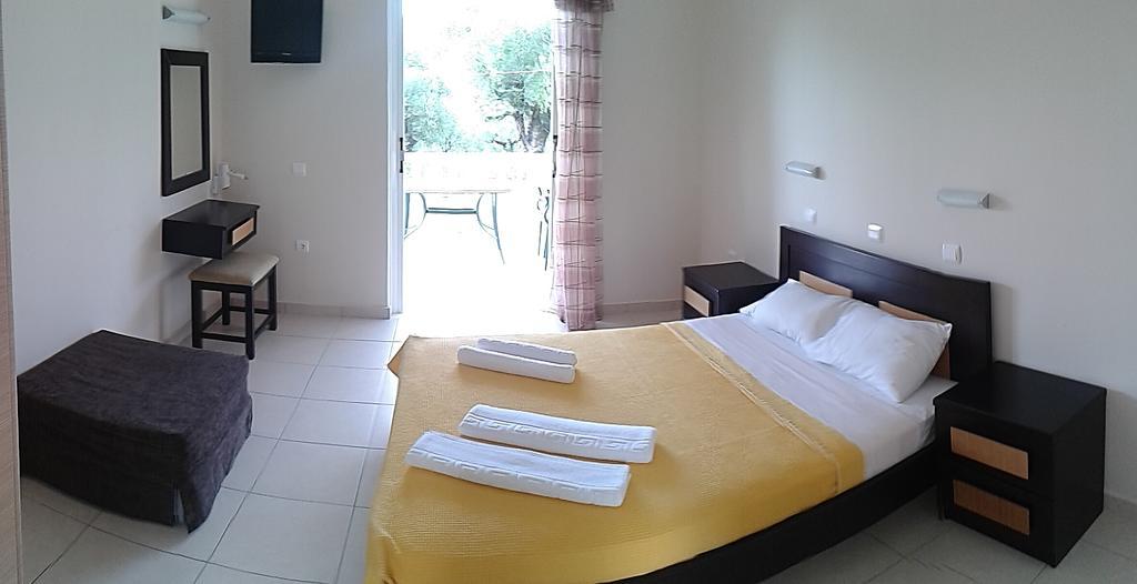 Pouliezos Koklanis Zante Apartments Alykes  Extérieur photo