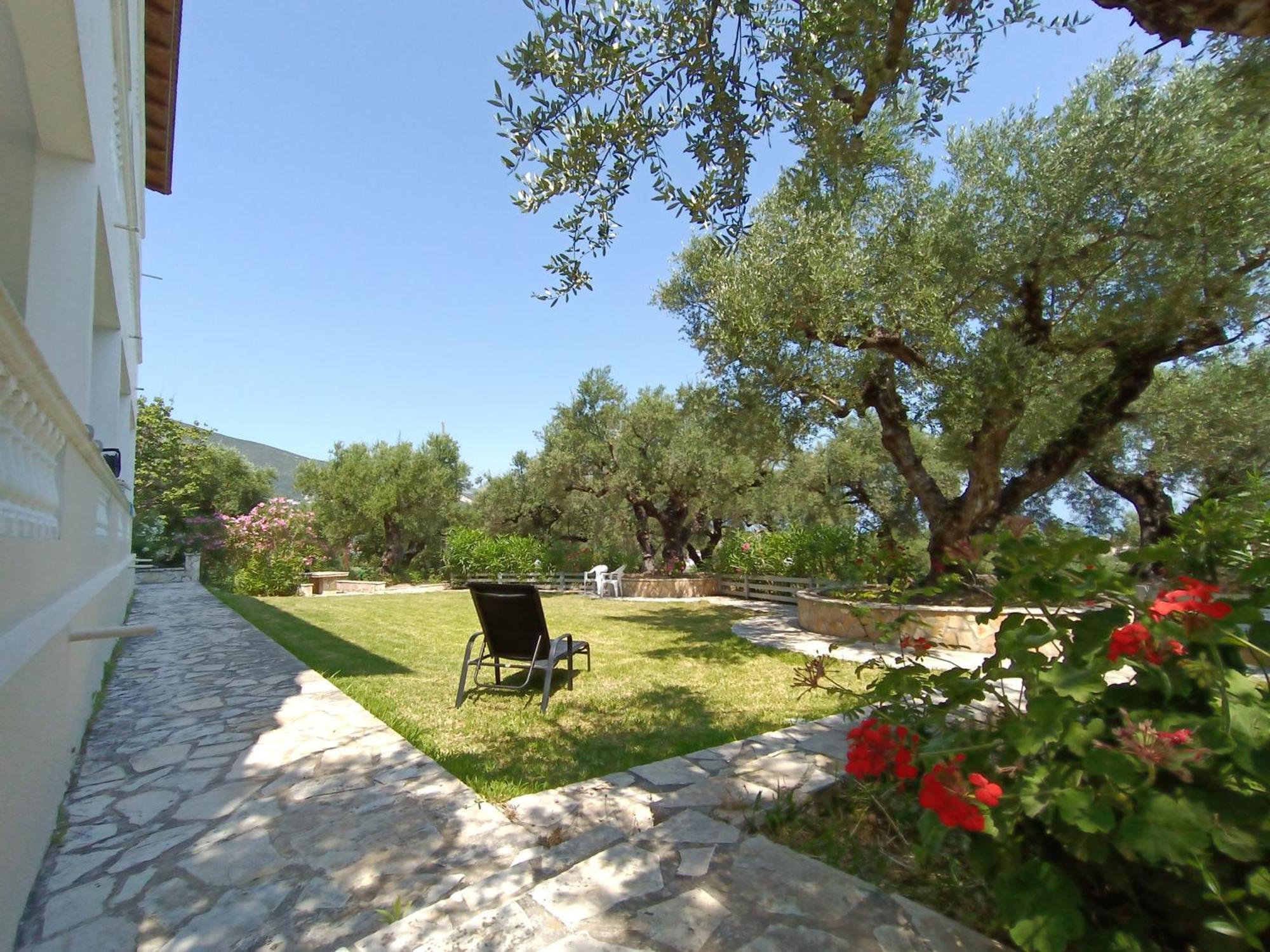 Pouliezos Koklanis Zante Apartments Alykes  Extérieur photo